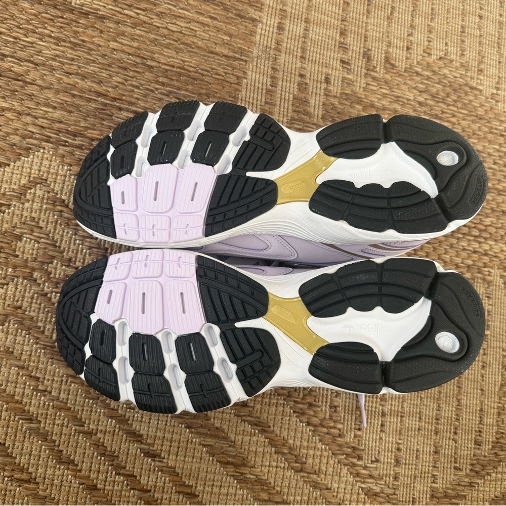 Adidas Women's ASTIR Sneakers - Picture 7 of 8